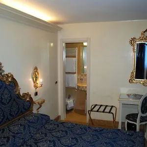 Vecellio 3*, Venise Italie